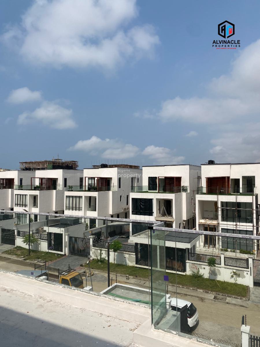 Lovely 5 Bed Duplex in a Spacious Compound, Lekki, Lekki Phase 1, Lekki, Lagos, Detached Duplex for Sale