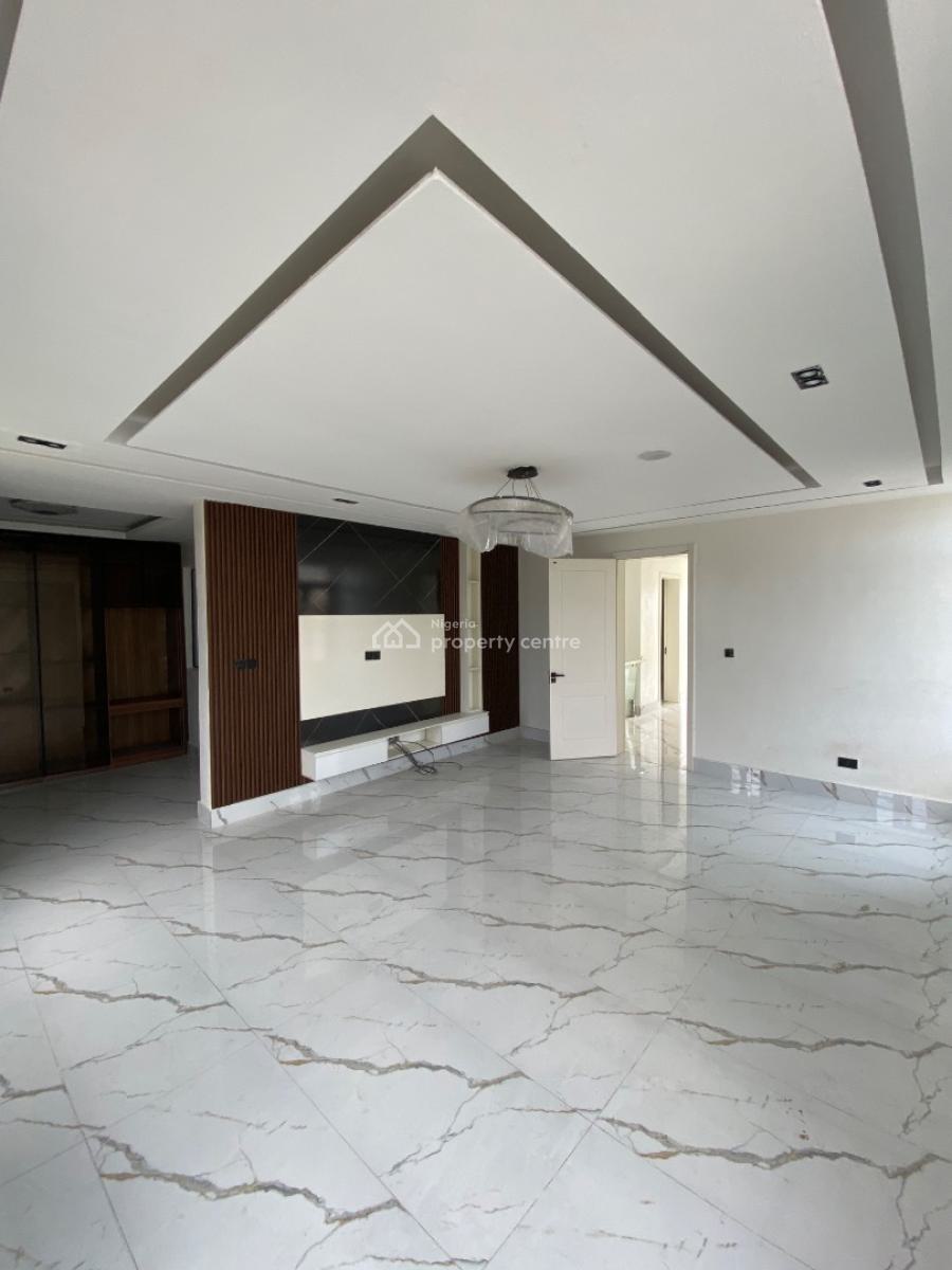 Lovely 5 Bed Duplex in a Spacious Compound, Lekki, Lekki Phase 1, Lekki, Lagos, Detached Duplex for Sale