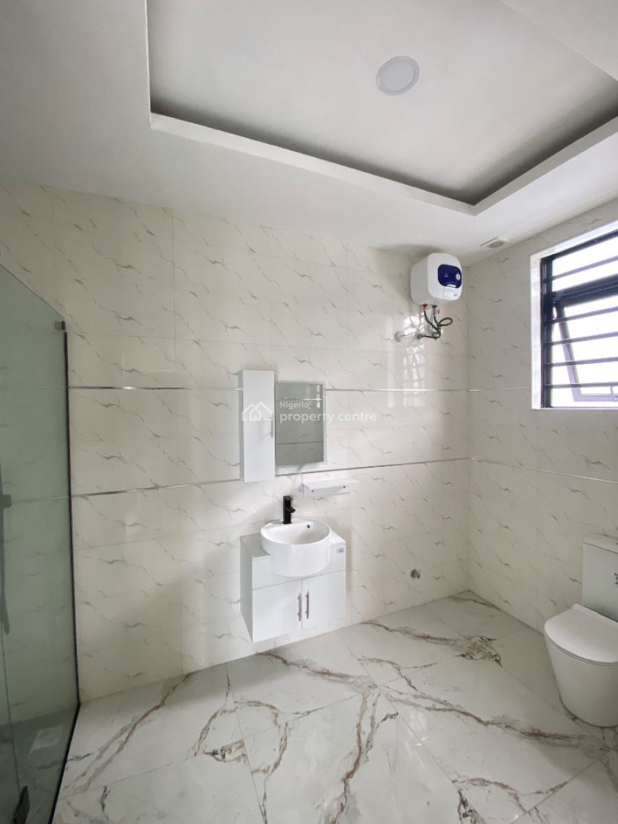 Lovely 5 Bed Duplex in a Spacious Compound, Lekki, Lekki Phase 1, Lekki, Lagos, Detached Duplex for Sale