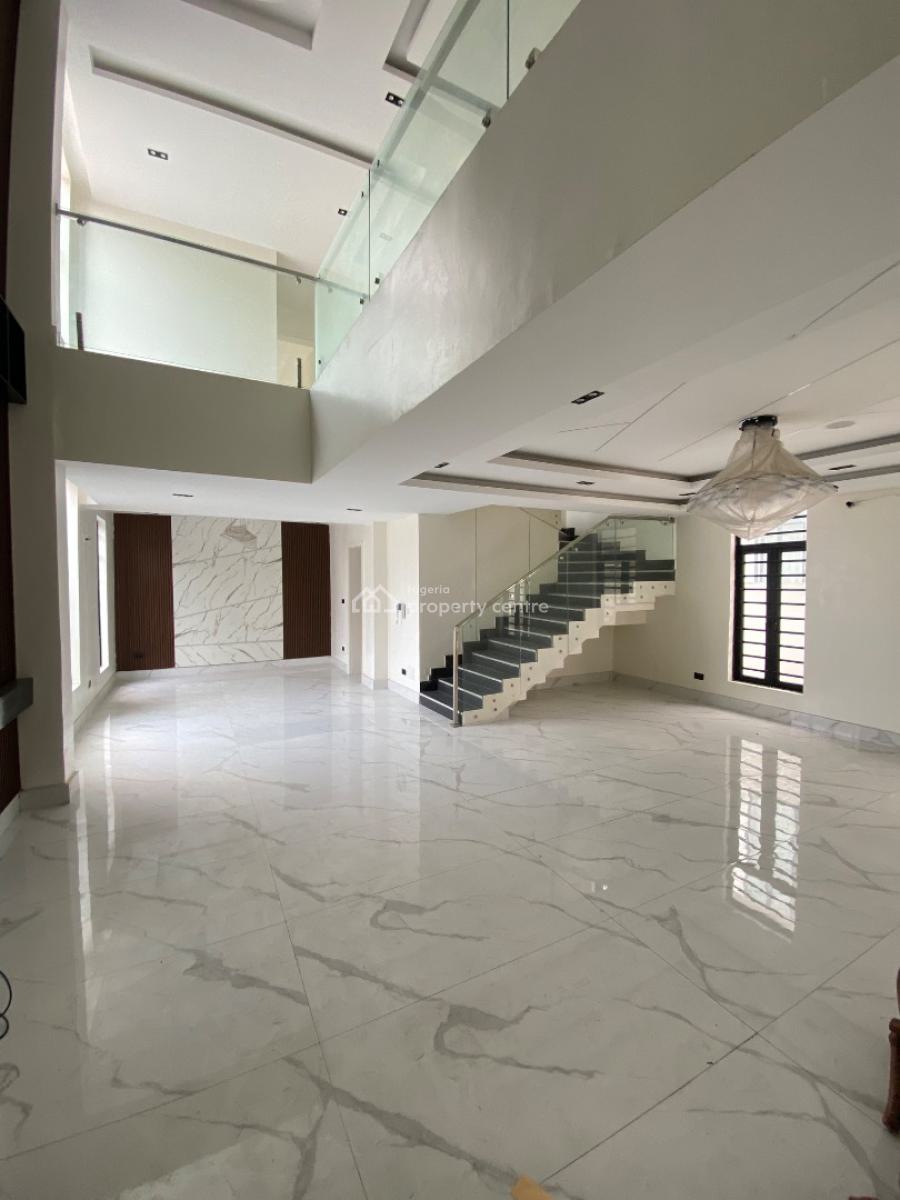 Lovely 5 Bed Duplex in a Spacious Compound, Lekki, Lekki Phase 1, Lekki, Lagos, Detached Duplex for Sale