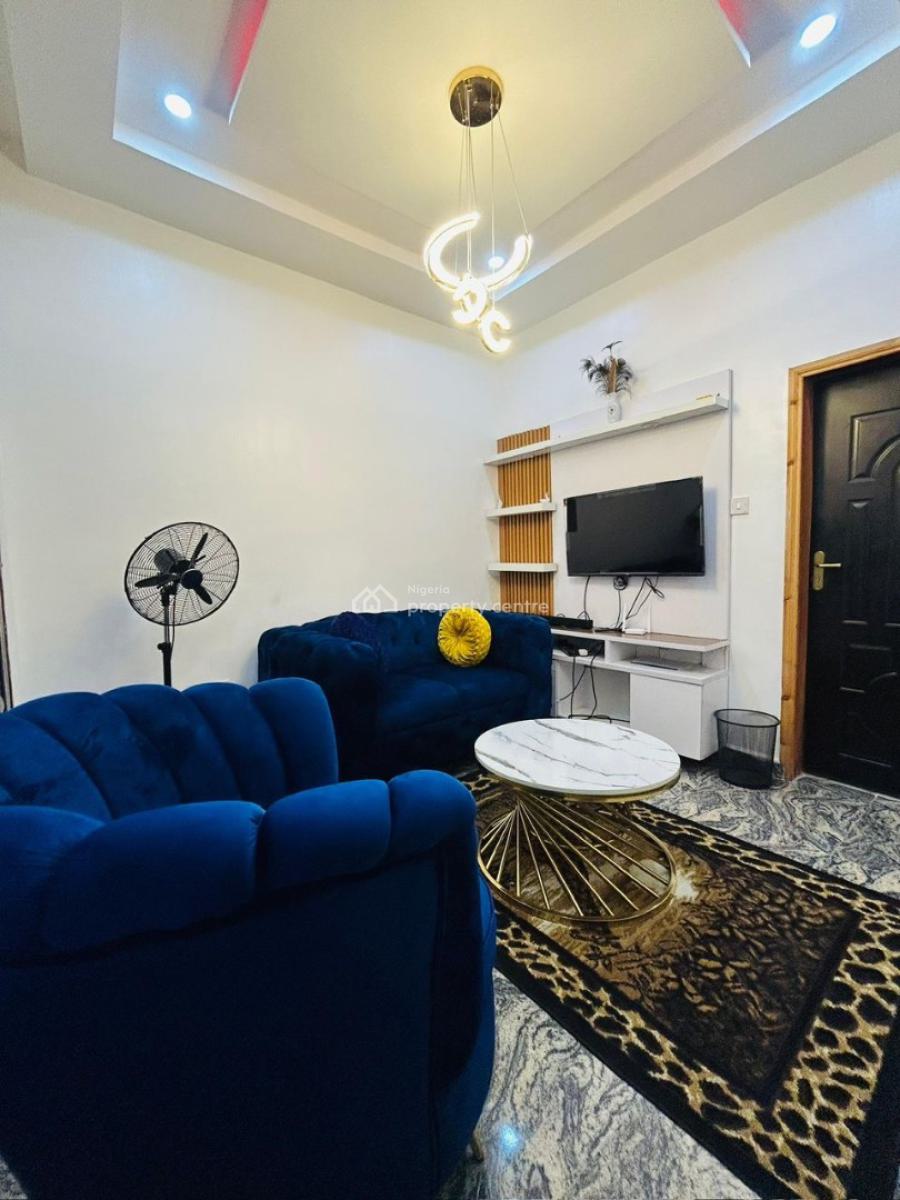 One Bedroom Apartment Yaba, Yaba, Yaba, Lagos, Mini Flat (room and Parlour) Short Let