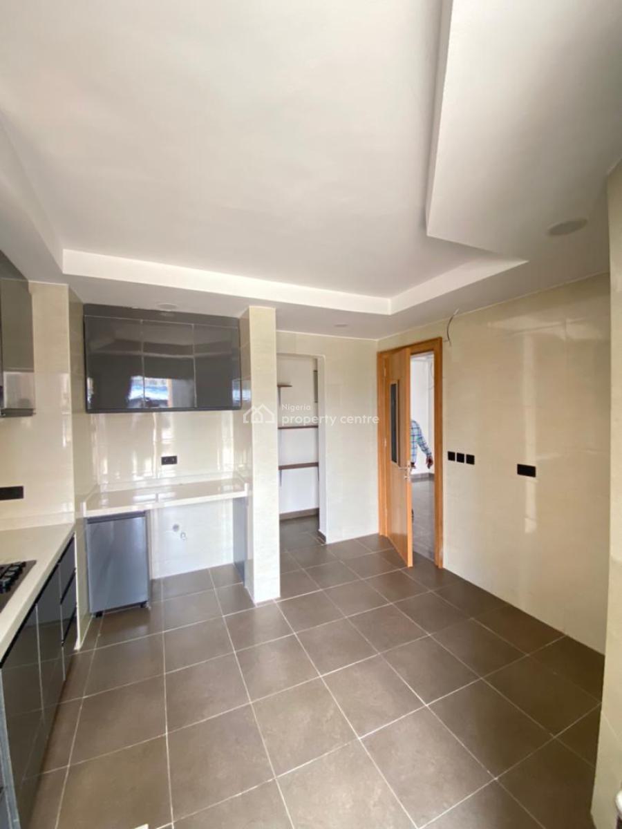 Newly Built 2 Bedroom Apartment, Lekki Phase 1, Lekki, Lagos, Flat / Apartment for Rent