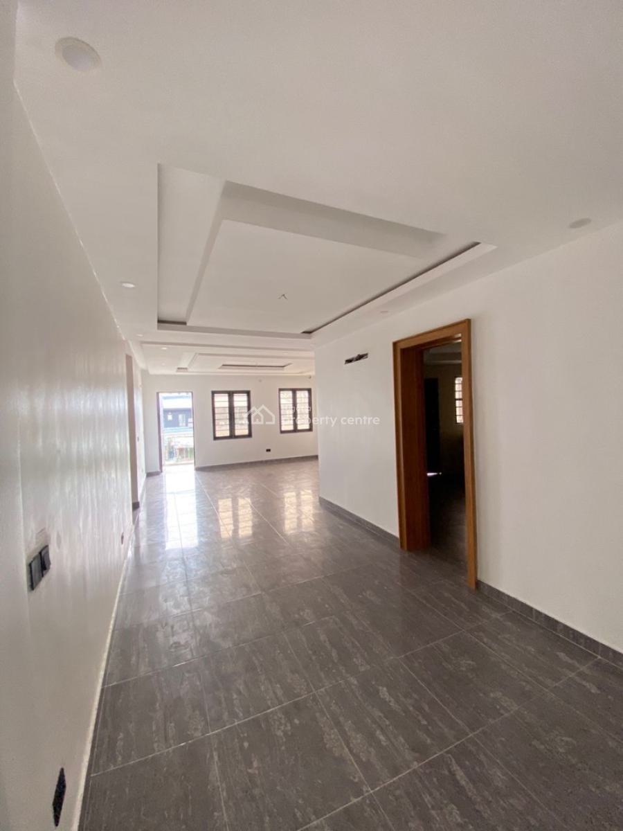 Newly Built 2 Bedroom Apartment, Lekki Phase 1, Lekki, Lagos, Flat / Apartment for Rent