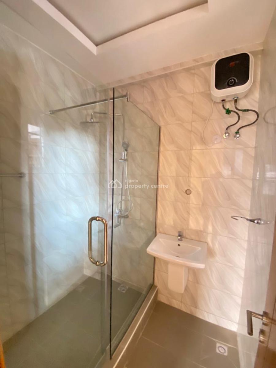 Newly Built 2 Bedroom Apartment, Lekki Phase 1, Lekki, Lagos, Flat / Apartment for Rent