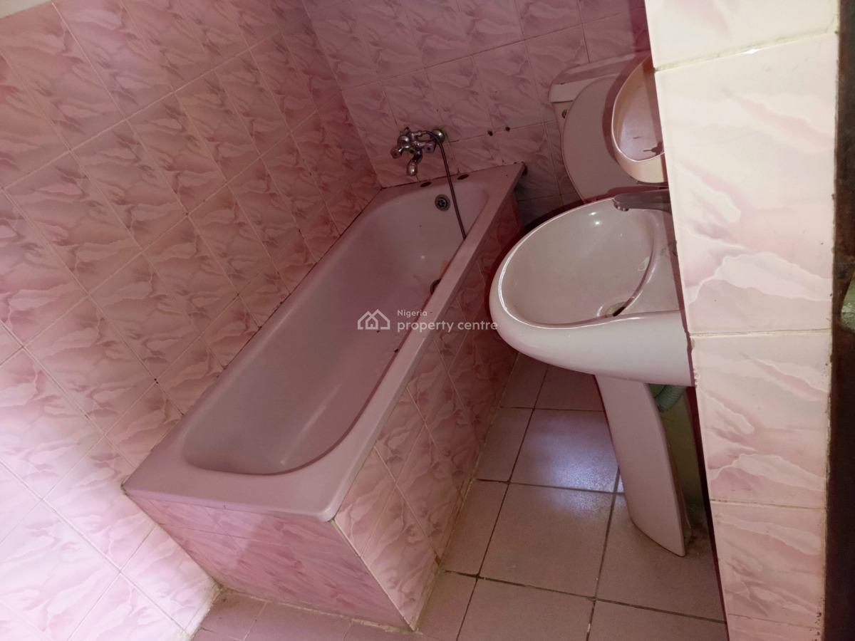 Luxury 3 Bedroom with Bq, Utako, Abuja, Flat / Apartment for Rent