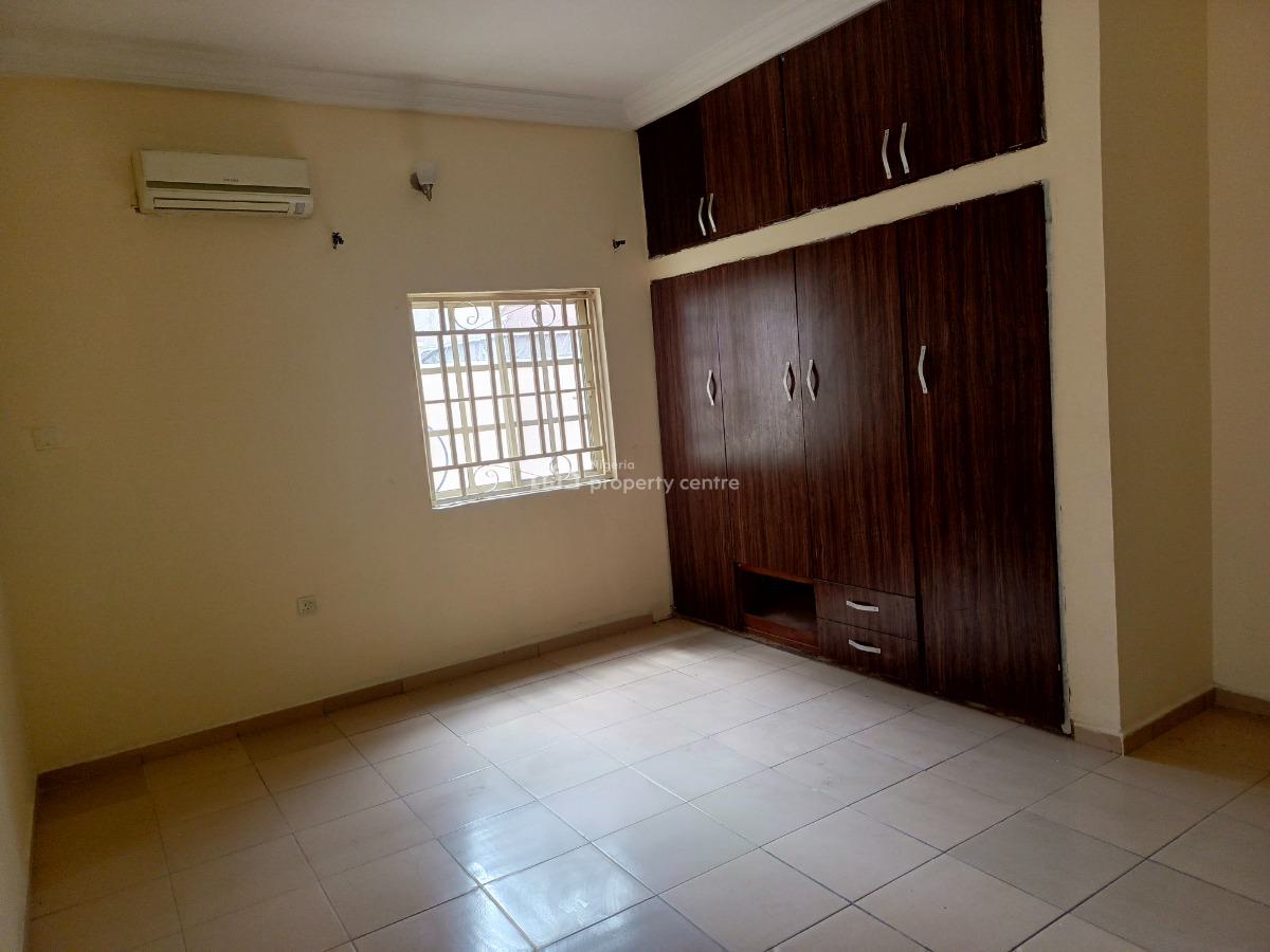Luxury 3 Bedroom with Bq, Utako, Abuja, Flat / Apartment for Rent
