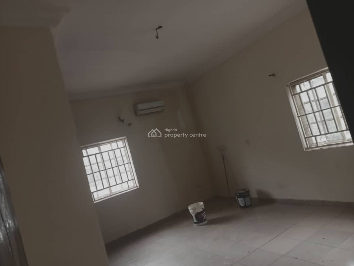 a Very Good Serviced & Spacious 3 Bedroom Flat, Utako, Abuja, Flat / Apartment for Rent