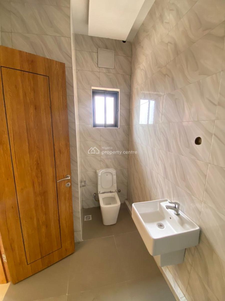 Newly Built 2 Bedroom Penthouse, Lekki Phase 1, Lekki, Lagos, Flat / Apartment for Rent