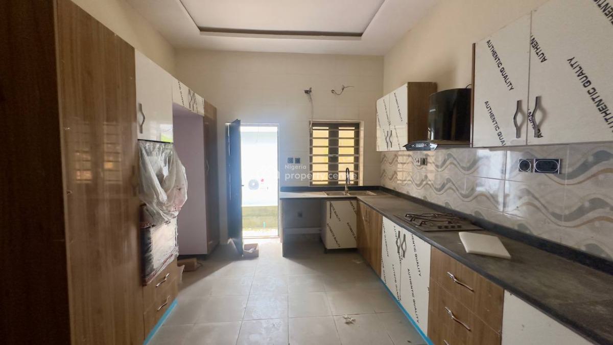 4 Bedroom Open Semi-detached Duplex in an Estate, Buena Vista Estate, Orchid Road, Lekki, Lagos, Semi-detached Duplex for Sale