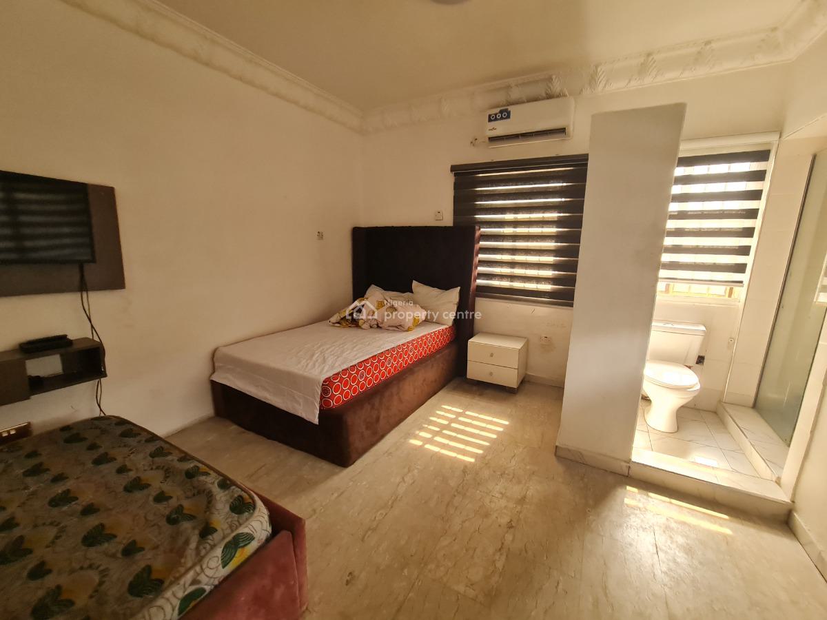 Super Luxury One Furnished Self Contain, Lekki Phase 1, Lekki, Lagos, Self Contain (single Rooms) for Rent