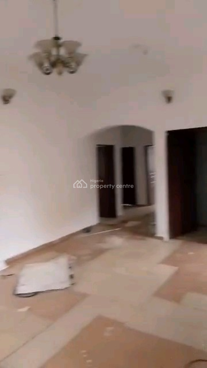 Two Bedroom Apartments (3rd Floor), Fha/enl, Paradise Hills Estate, Guzape District, Abuja, Flat / Apartment for Rent