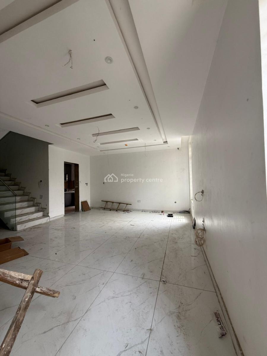 4 Bedrooms Semi-detached with Bq, Omole Phase 1, Ikeja, Lagos, Semi-detached Duplex for Sale
