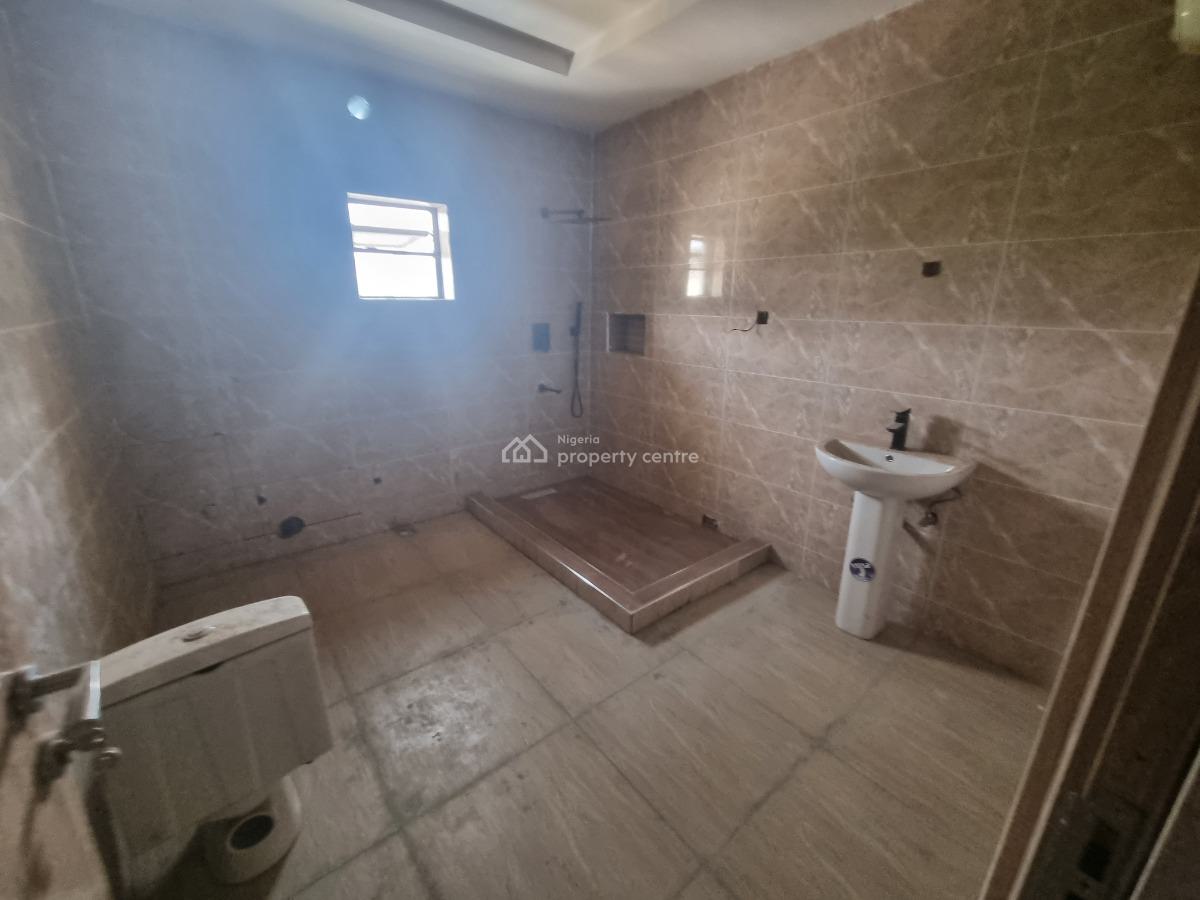 Newly Built Luxury 5 Bedroom Terrace Duplex with Bq, Guzape District, Abuja, Terraced Duplex for Rent