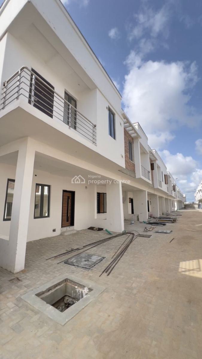 Distress 3 Bedrooms Terraced Duplex, Ajah, Lagos, Terraced Duplex for Sale