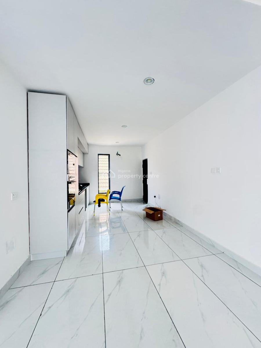 Newly Built Three Bedroom Apartments, Lekki Phase 1, Lekki, Lagos, Flat / Apartment for Rent
