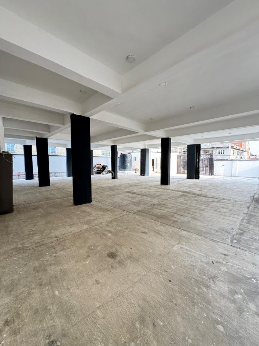 Newly Built Three Bedroom Apartments, Lekki Phase 1, Lekki, Lagos, Flat / Apartment for Rent