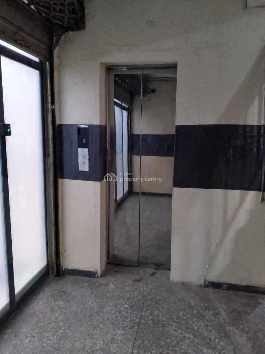 100 Square Metres Open Plan Space, Opebi, Ikeja, Lagos, Office Space for Rent