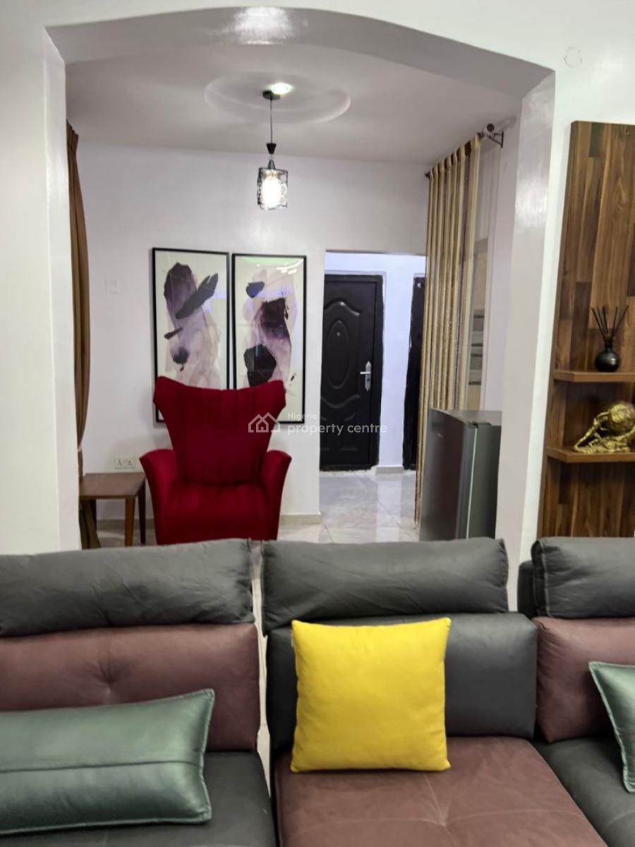 Smart 2 - Bedroom Apartment, Alagomeji, Yaba, Lagos, Flat / Apartment Short Let