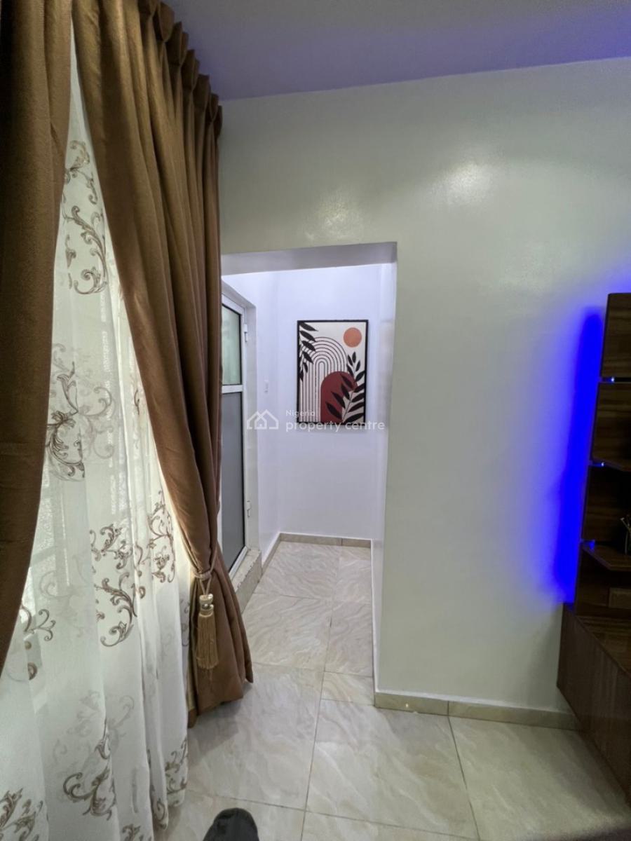 Smart 2 - Bedroom Apartment, Alagomeji, Yaba, Lagos, Flat / Apartment Short Let