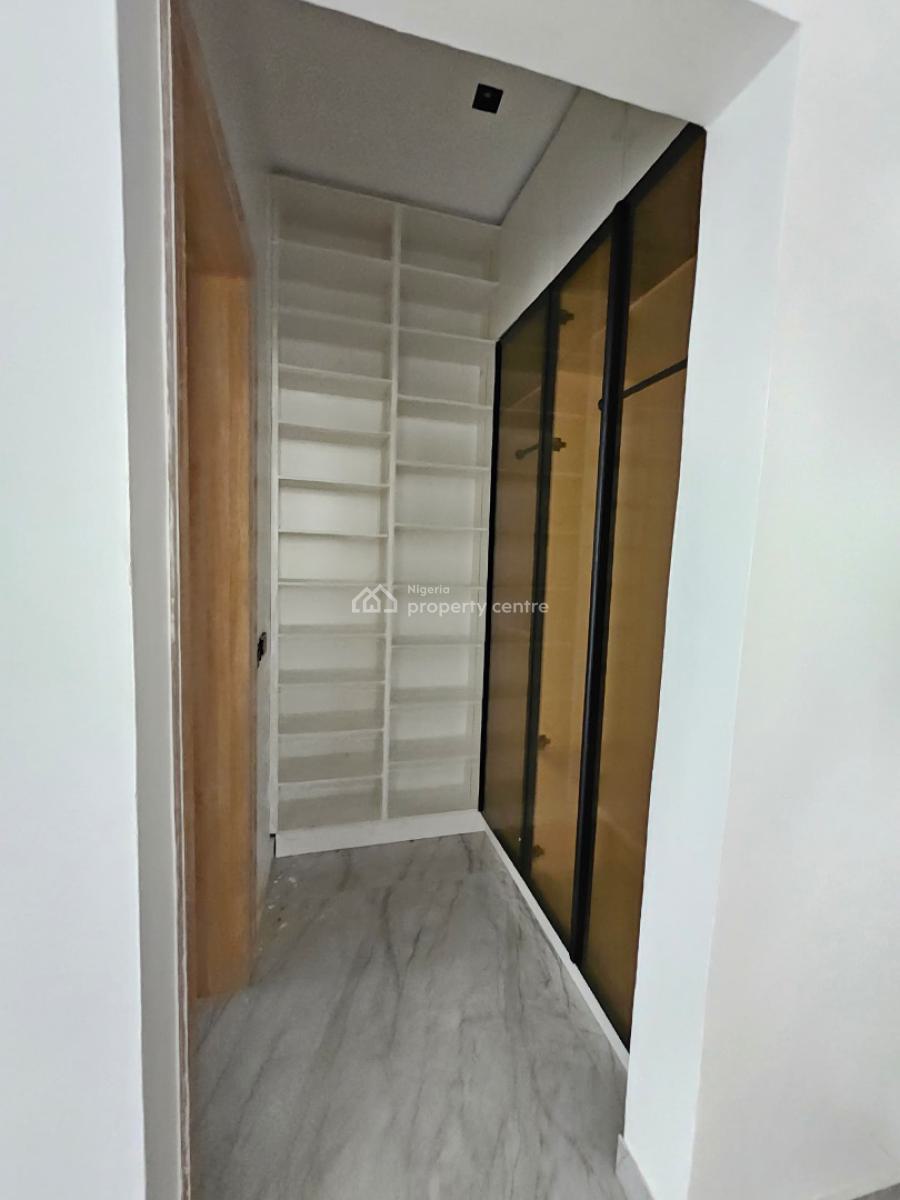Standard Luxury Spacious 4 Bedroom Terrace Duplex, Lekki Phase 1, Lekki, Lagos, Terraced Duplex for Sale