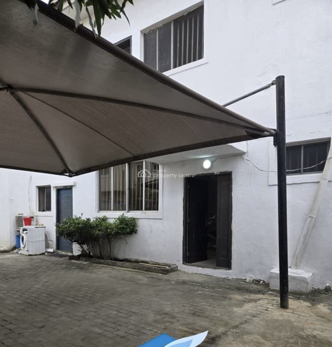 4 Bedroom with a Bq, Lekki Phase 1, Lekki, Lagos, House for Rent