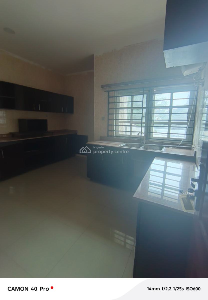 Sharp Two Bedroom Flat Penthouse, Lekki Right By Pinnacle Fuel Station, Lekki Phase 1, Lekki, Lagos, Flat / Apartment for Rent
