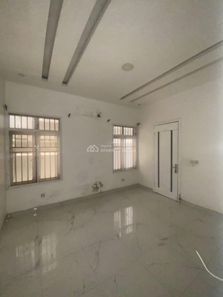 2 Bedroom Apartment with Bq, Lekki Phase 1, Lekki, Lagos, Flat / Apartment for Rent