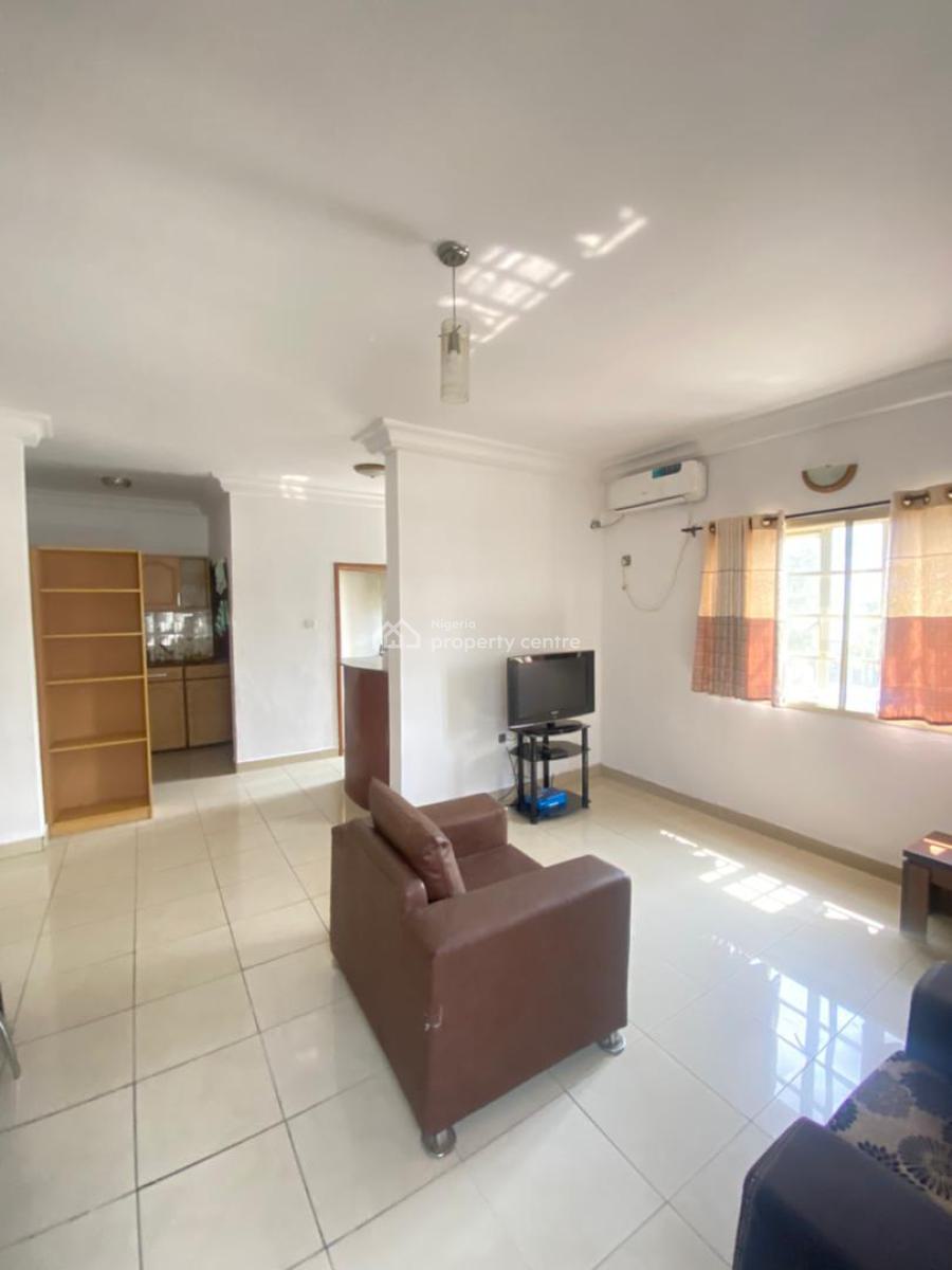 Clean 2 Bedroom Apartment, Lekki Phase 1, Lekki, Lagos, Flat / Apartment for Rent