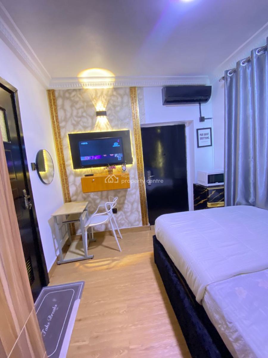 Luxury Studio Apartment, Ikate Elegushi, Lekki, Lagos, Flat / Apartment Short Let