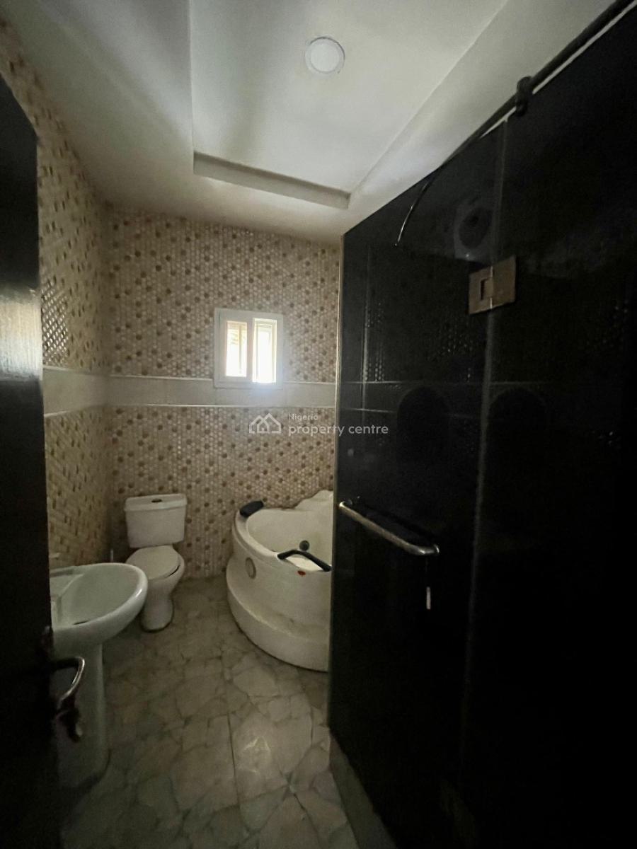 3 Bedroom Maisonette with Bq, Lekki Phase 1, Lekki, Lagos, Flat / Apartment for Rent