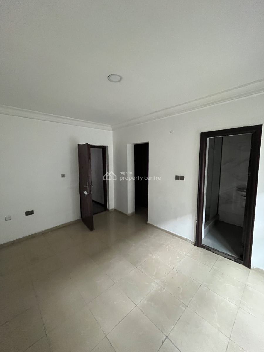Standard 3 Bedroom Apartment + Bq, Lekki Phase 1, Lekki, Lagos, Flat / Apartment for Rent