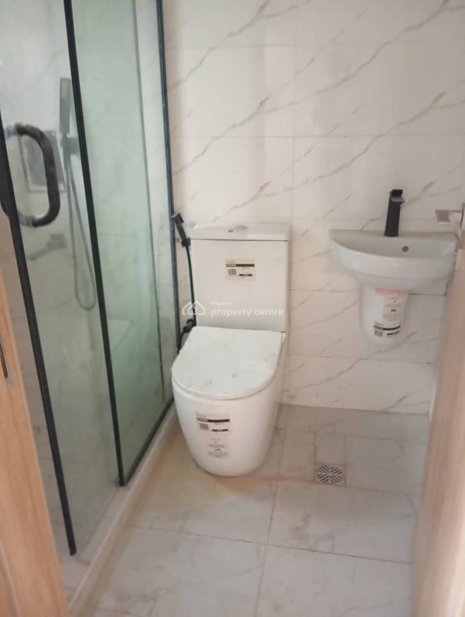 a Luxury 4 Bedroom in a Beautiful Estate, Greenwich Gardens  Estate, Ketu, Lagos, Terraced Duplex for Sale