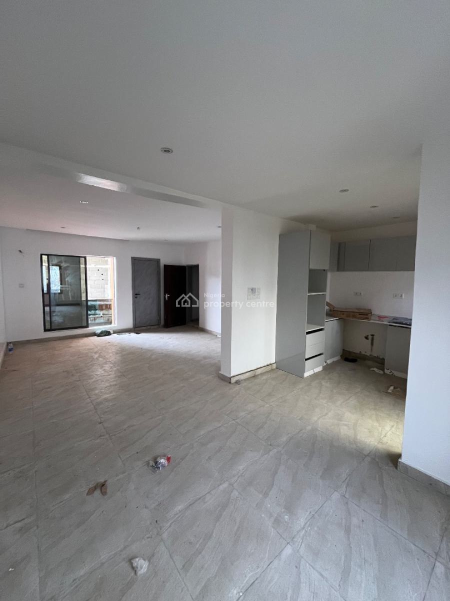 Distress 2bed Apartment in Lekki Phase 1, Itedo, Lekki Phase 1, Lekki, Lagos, Flat / Apartment for Sale