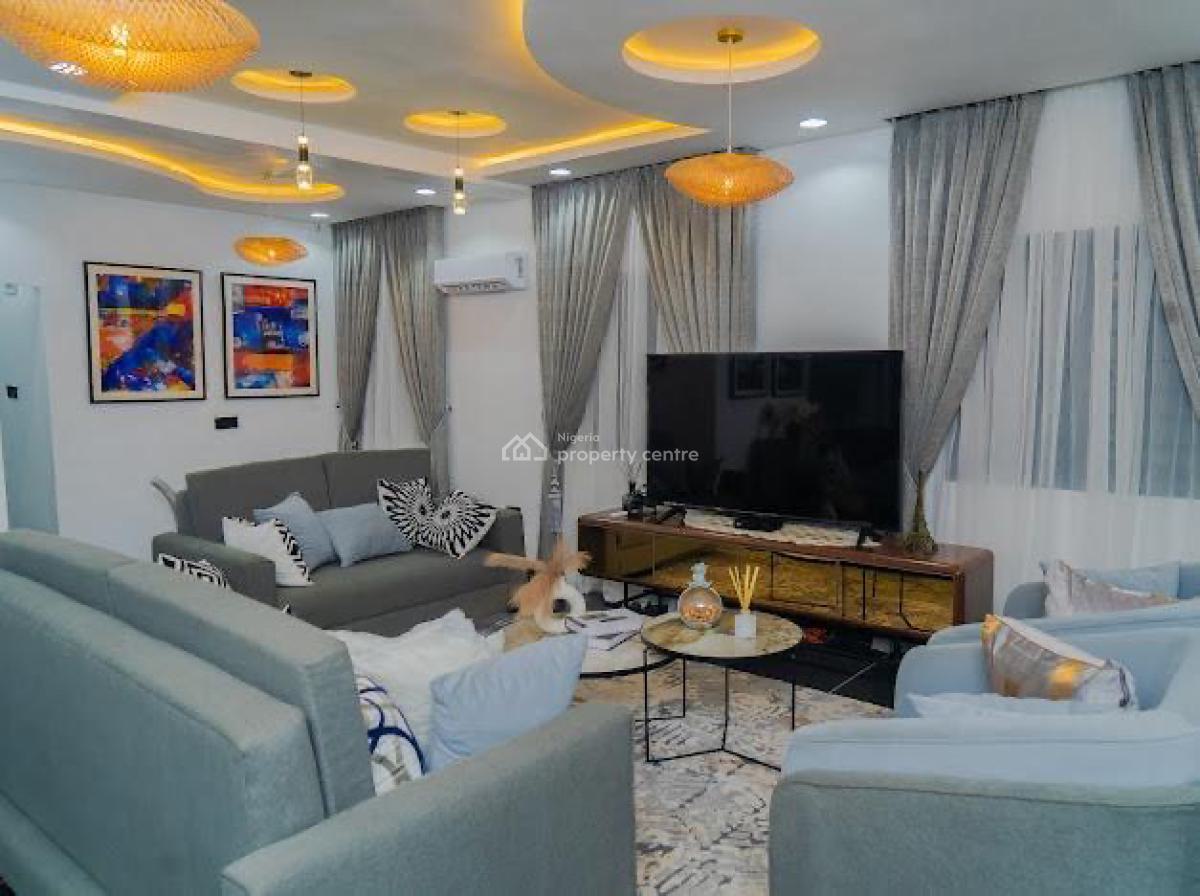Newly Listed Luxury 3 Bedrooms Apartment, Yaba, Lagos, Flat / Apartment Short Let