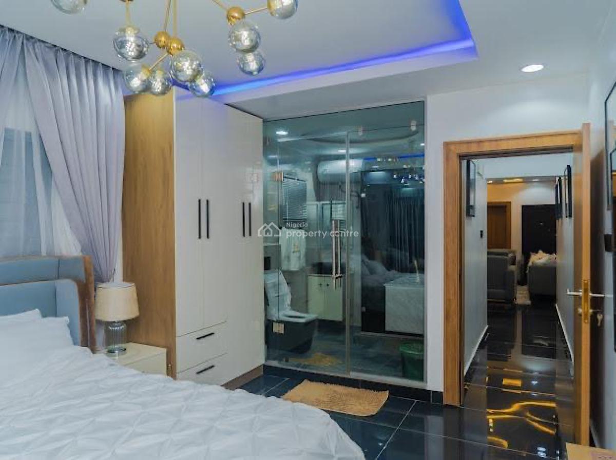 Newly Listed Luxury 3 Bedrooms Apartment, Yaba, Lagos, Flat / Apartment Short Let