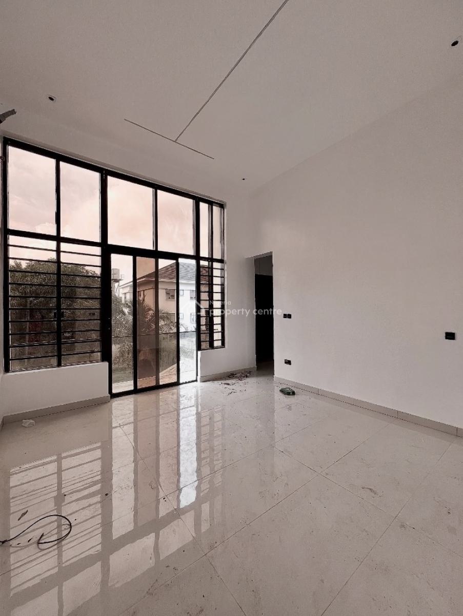 Fully Serviced 3 Bedroom Apartment with Swimming Pool and Bq, Lekki Phase 1, Lekki Phase 1, Lekki, Lagos, Block of Flats for Sale