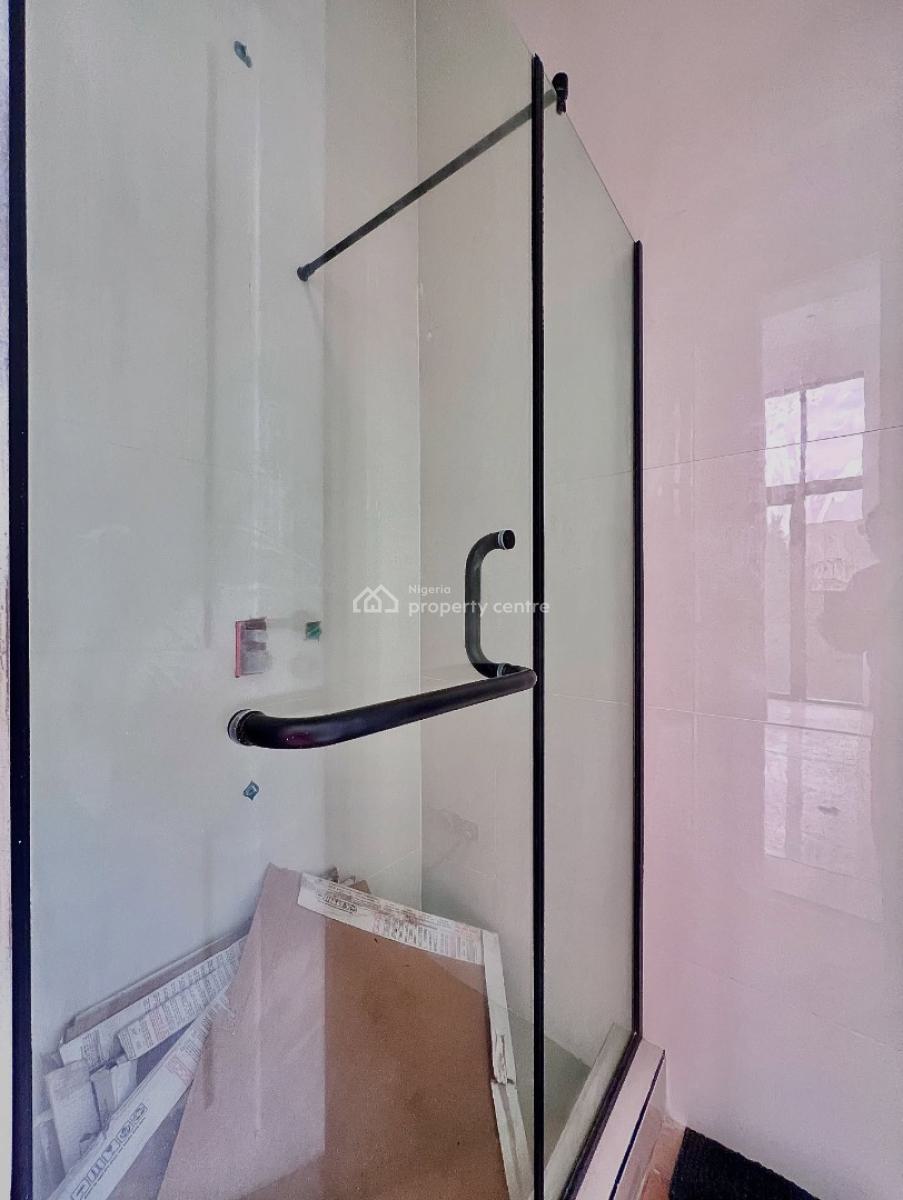 Fully Serviced 3 Bedroom Apartment with Swimming Pool and Bq, Lekki Phase 1, Lekki Phase 1, Lekki, Lagos, Block of Flats for Sale