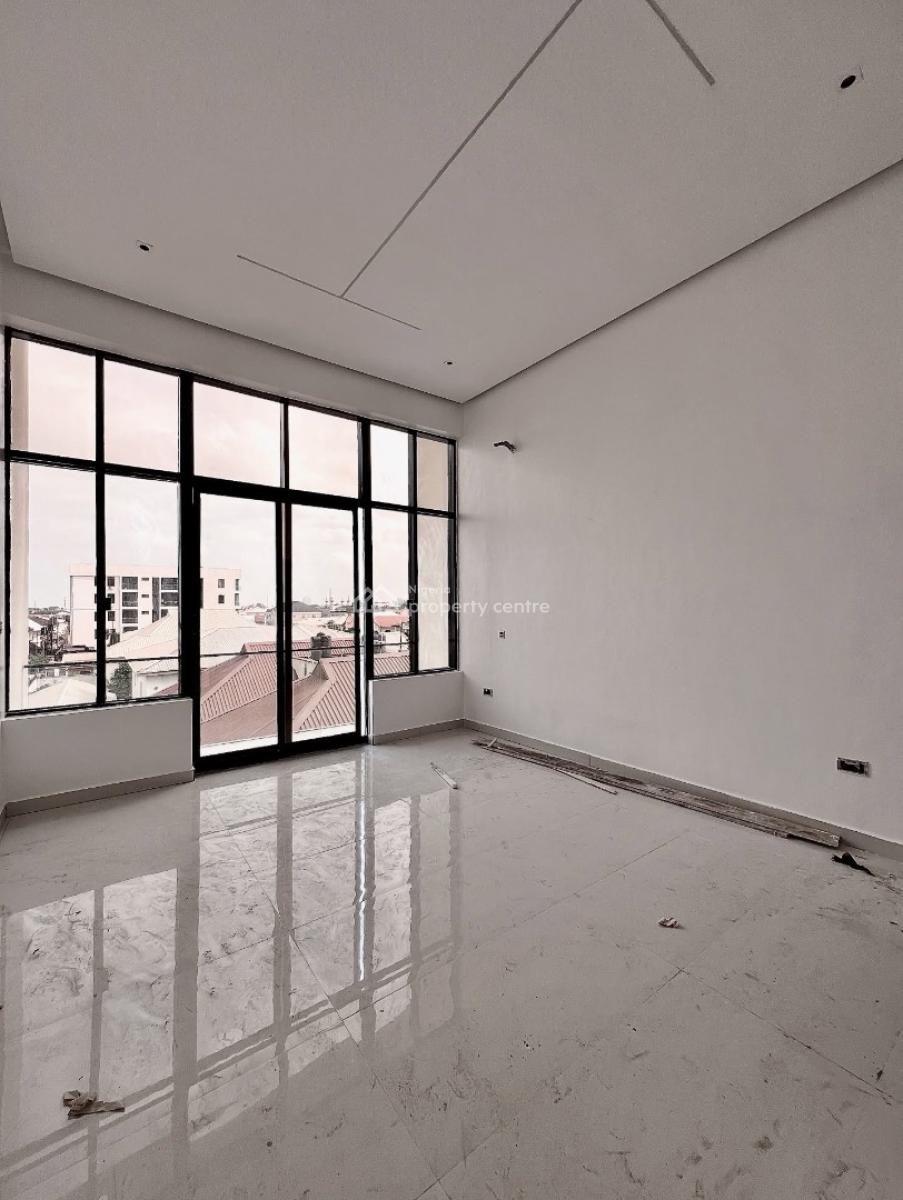 Fully Serviced 3 Bedroom Apartment with Swimming Pool and Bq, Lekki Phase 1, Lekki Phase 1, Lekki, Lagos, Block of Flats for Sale
