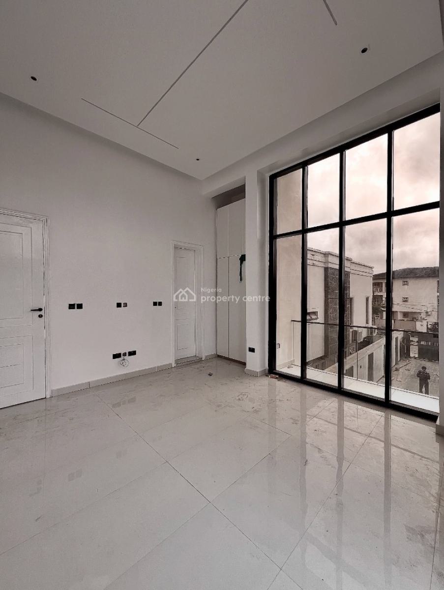 Fully Serviced 3 Bedroom Apartment with Swimming Pool and Bq, Lekki Phase 1, Lekki Phase 1, Lekki, Lagos, Block of Flats for Sale