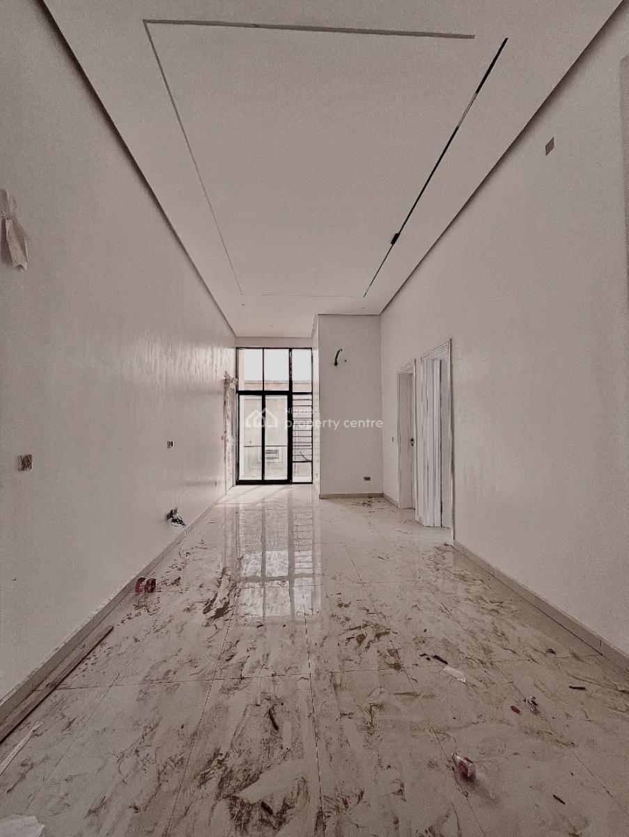 Fully Serviced 3 Bedroom Apartment with Swimming Pool and Bq, Lekki Phase 1, Lekki Phase 1, Lekki, Lagos, Block of Flats for Sale
