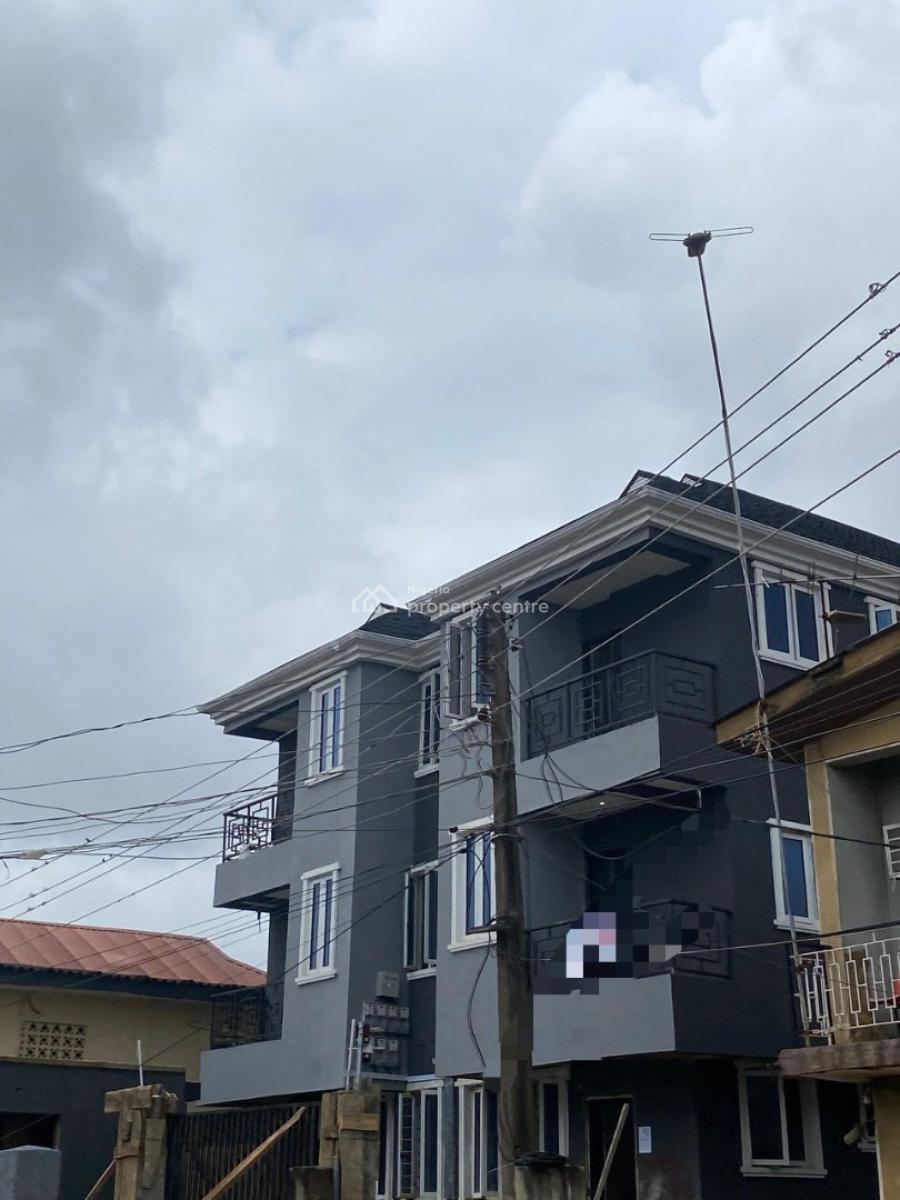 2 Bedroom Apartment with Modern Facilities, Onike, Yaba, Lagos, Flat / Apartment for Rent