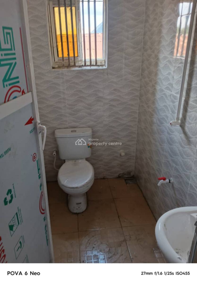 Exquisite 4 Flats of 3 Bedrooms, Molete, Challenge, Ibadan, Oyo, Block of Flats for Sale