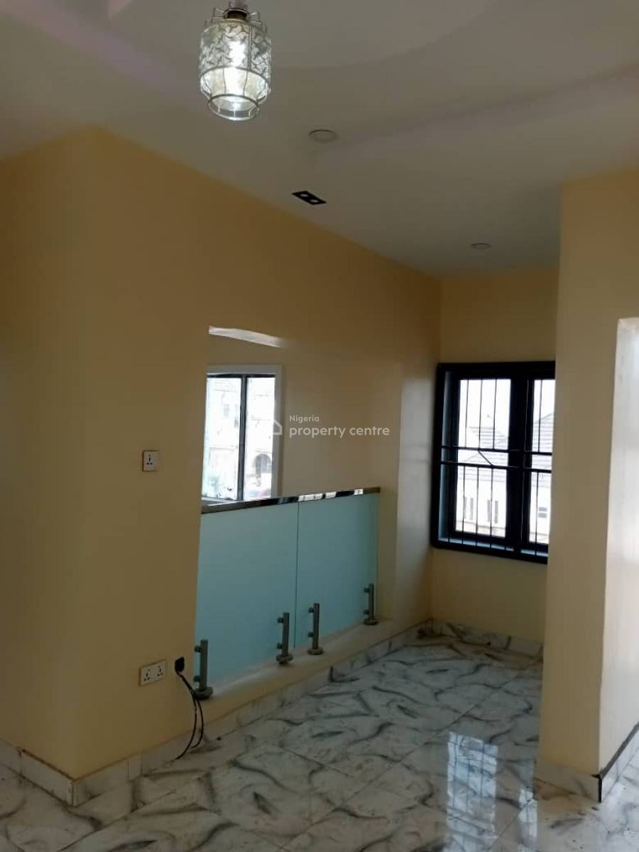 Luxury 4 Bedrooms Duplex + 2 Units Bq, Elebu, Oluyole, Oyo, Detached Duplex for Sale