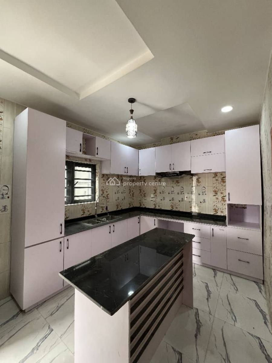 Luxury 4 Bedrooms Duplex + 2 Units Bq, Elebu, Oluyole, Oyo, Detached Duplex for Sale