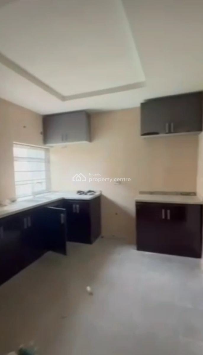 Sharp 2 Bedrooms Flat in an Estate, Nizamiye Hospital, Idu Industrial, Abuja, Flat / Apartment for Rent