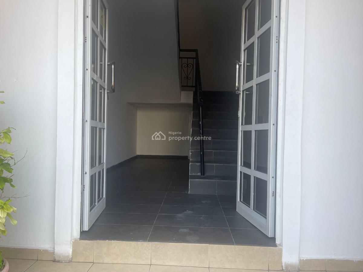 Well Renovated 2 Bedrooms Apartments with a Bq, Oniru, Victoria Island (vi), Lagos, Flat / Apartment for Rent