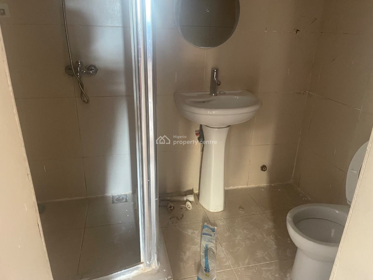 Well Renovated 2 Bedrooms Apartments with a Bq, Oniru, Victoria Island (vi), Lagos, Flat / Apartment for Rent