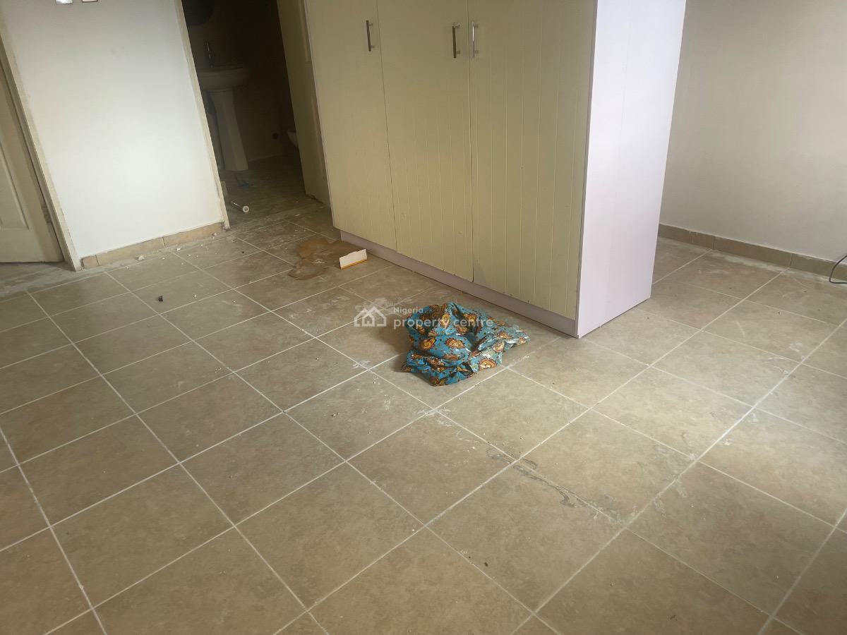 Well Renovated 2 Bedrooms Apartments with a Bq, Oniru, Victoria Island (vi), Lagos, Flat / Apartment for Rent