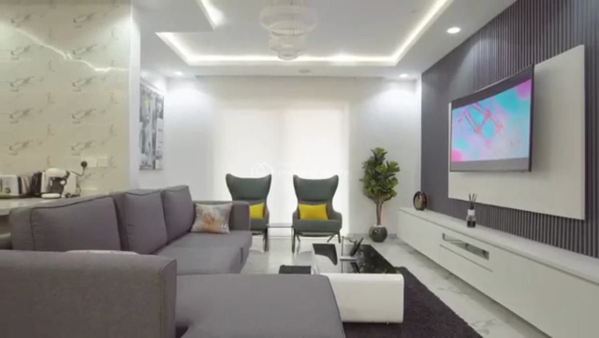 Fully Serviced 1 Bedroom Flat, Upstairs with Pool, Gym, Periwinkle Estate, Lekki Phase 1, Lekki, Lagos, Mini Flat (room and Parlour) for Rent