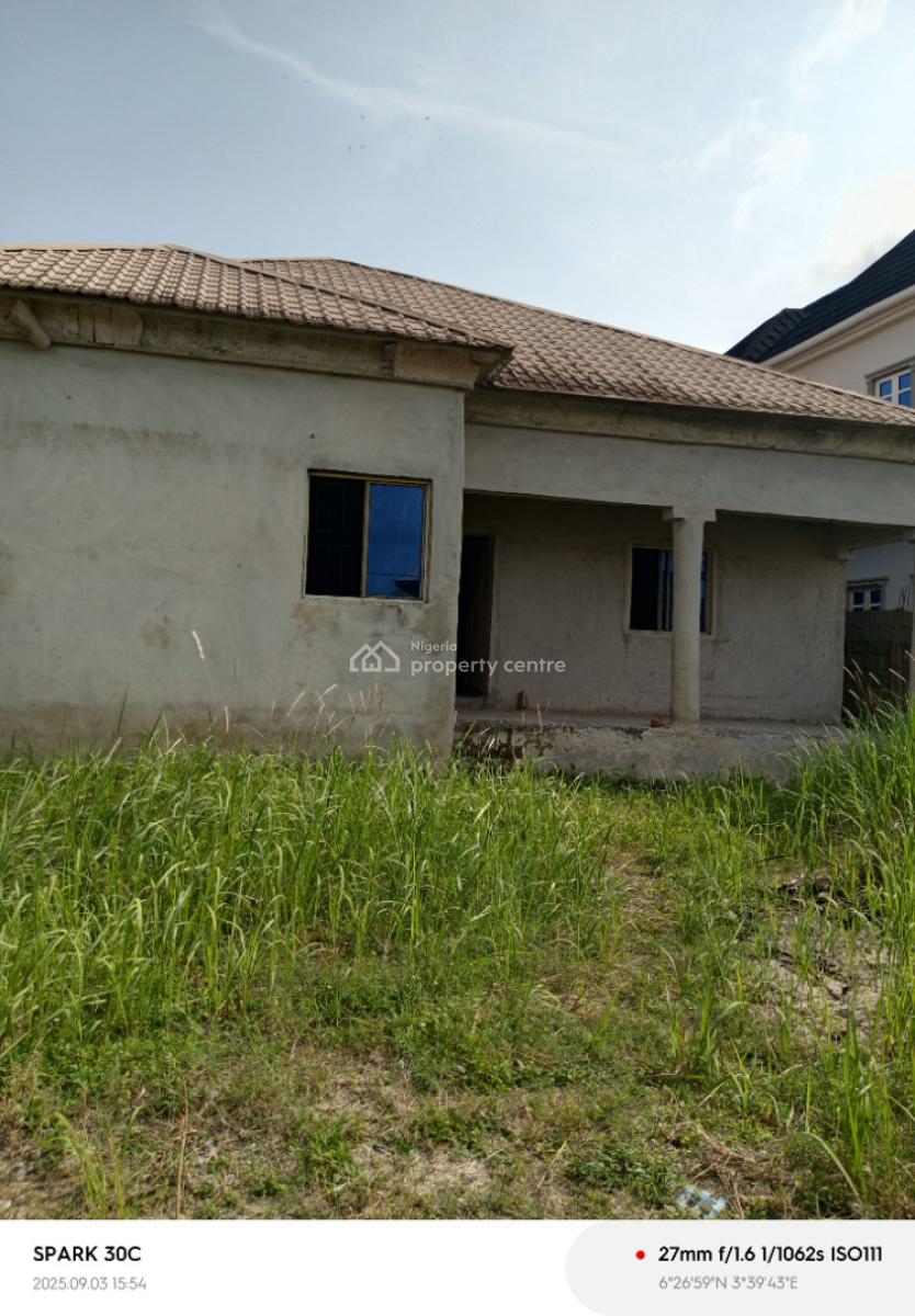 5 Units of Apartments Bungalow, Eputu 3, Eputu, Ibeju Lekki, Lagos, Block of Flats for Sale